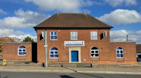 London Rd, Maidstone for sale Primary Photo- Image 1 of 1