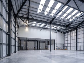 Valor Park, London to rent Interior Photo- Image 1 of 3