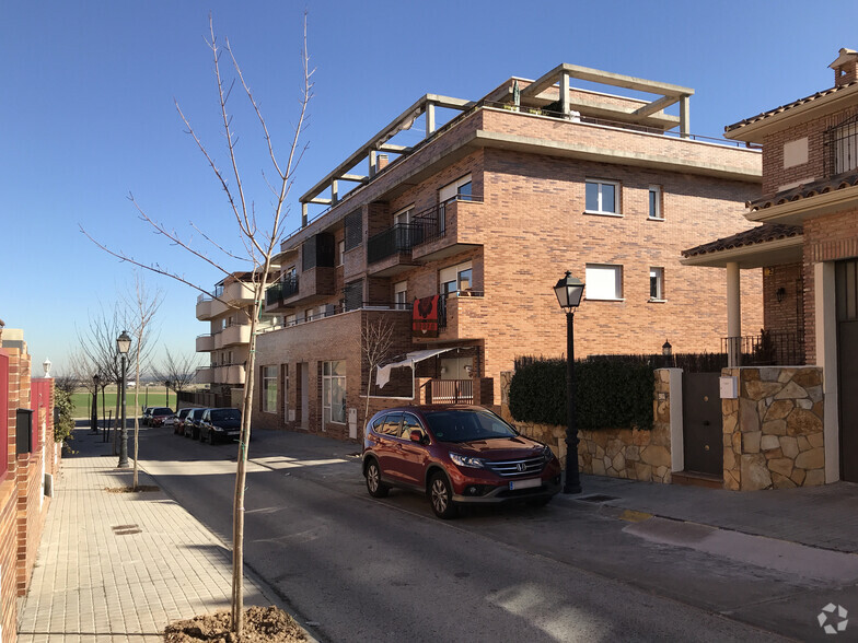 Calle Herminio Menéndez, 10, Brunete, Madrid for rent - Primary Photo - Image 1 of 1