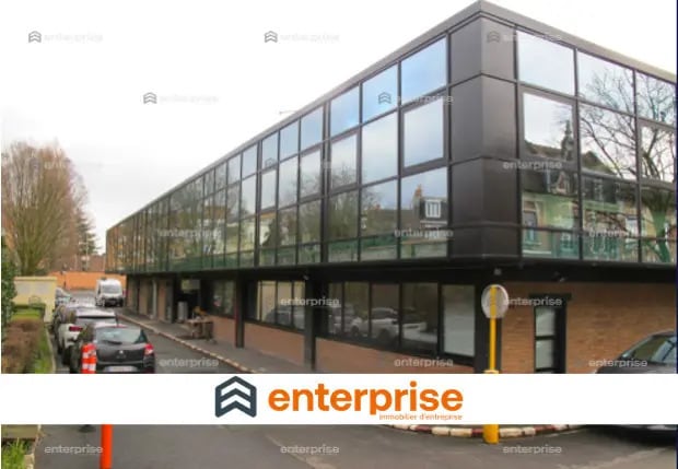 Location Entrepôt 4 320 m²