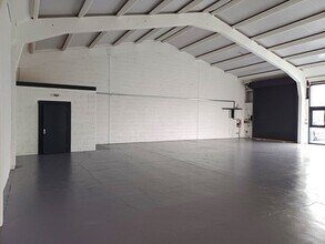 Valley Way, Market Harborough to rent Interior Photo- Image 1 of 6