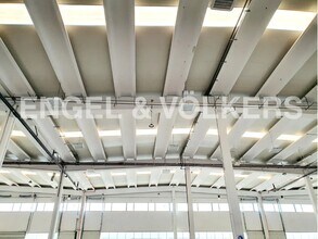 Industrial in Llinars del Vallès, Barcelona to rent Building Photo- Image 1 of 6