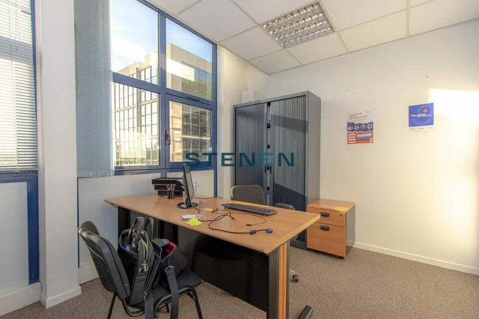 Office in Aix-en-Provence to rent Interior Photo- Image 1 of 17