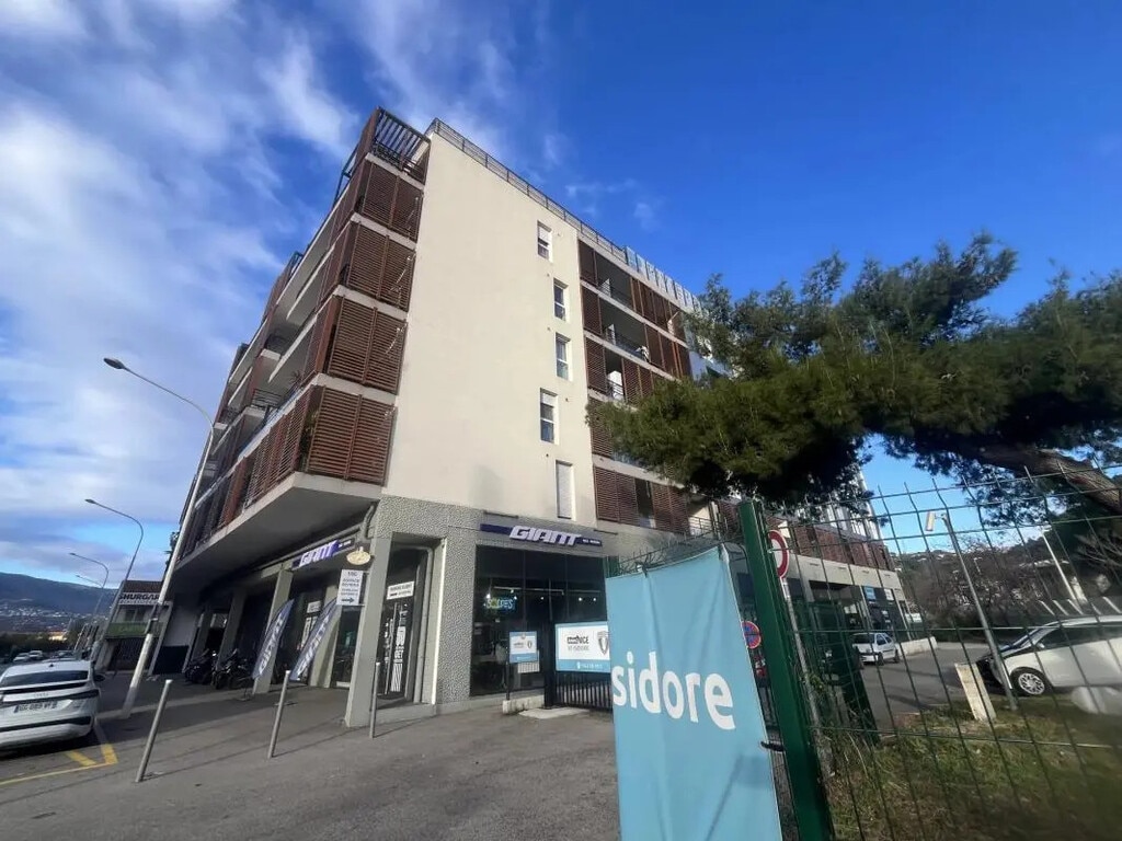 Location Bureaux 128 m² - Photo 1