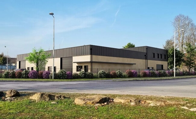Location Entrepôt 87 m²