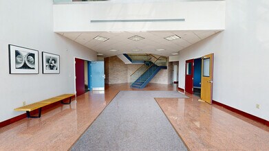 2 Gateway Blvd, East Granby, CT to rent Matterport 3D Scan- Image 1 of 2