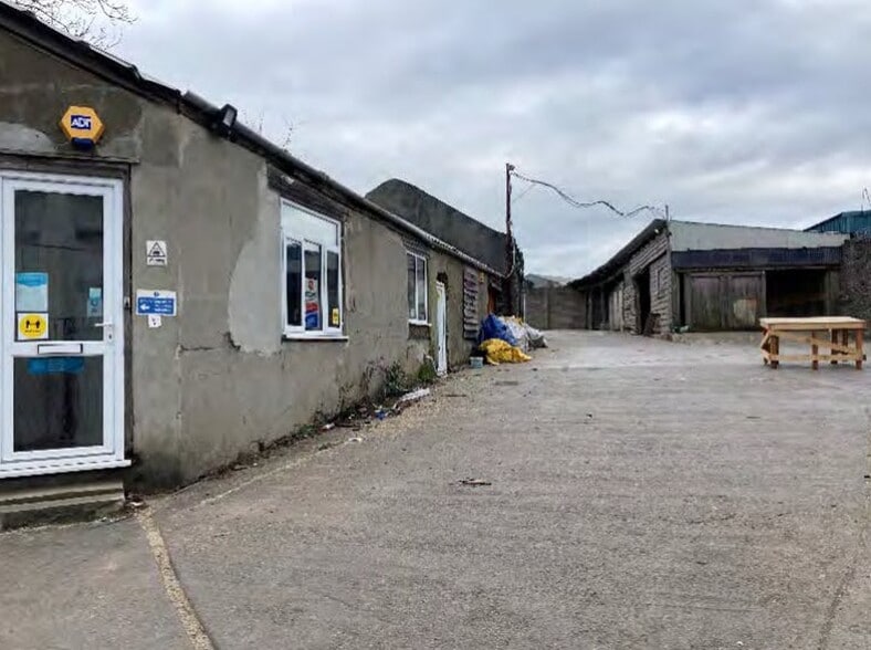 13 Sutton Rd, Plymouth to rent - Building Photo - Image 2 of 3