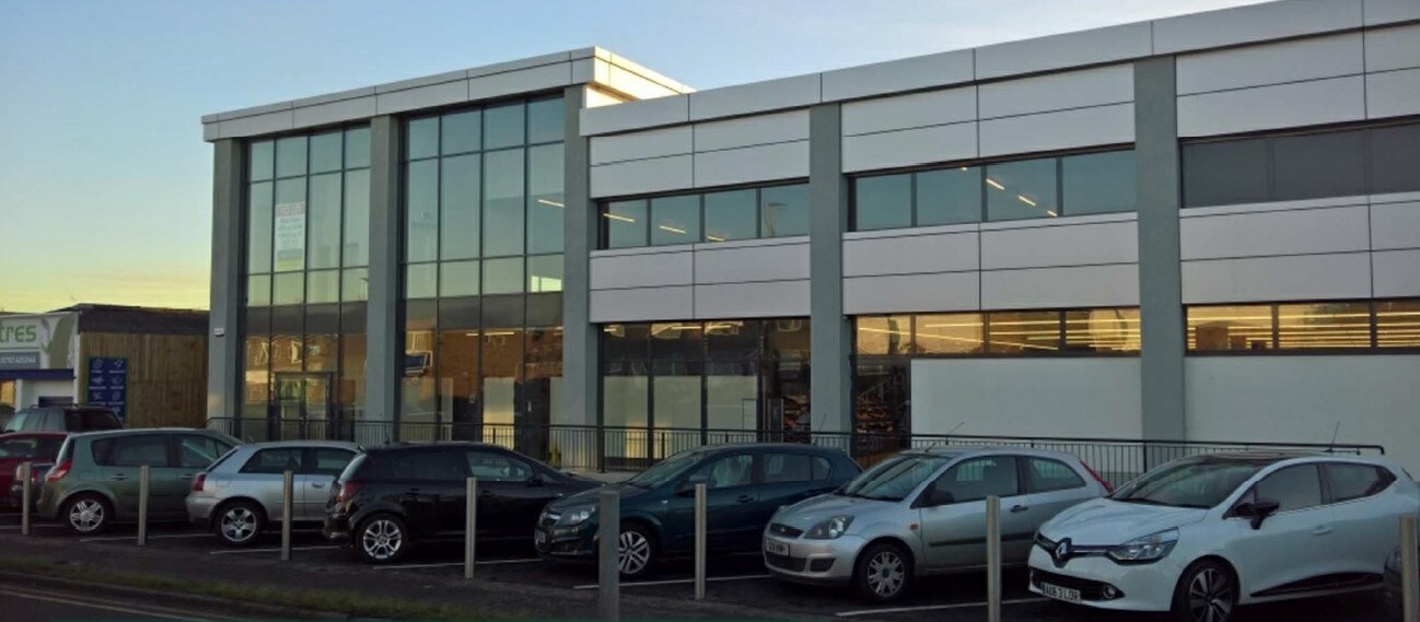 Progress Rd, Leigh On Sea for sale Primary Photo- Image 1 of 1