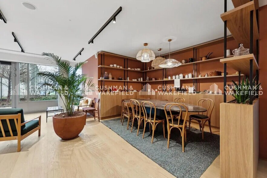 892-896 Rue Yves Kermen, Boulogne-Billancourt to rent - Interior Photo - Image 3 of 16