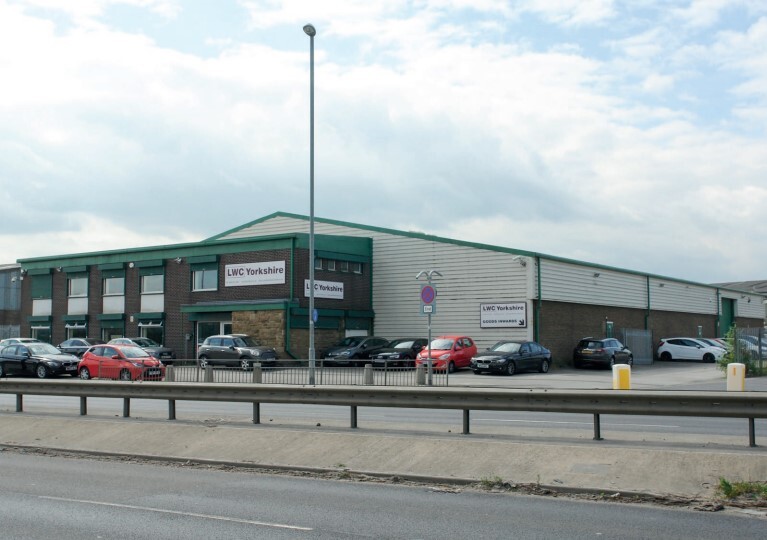 11 Pontefract Ln, Leeds WYK - Commercial Property