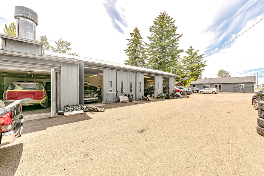 Magic City Garage, Gresham, OR for sale - Building Photo - Image 3 of 23