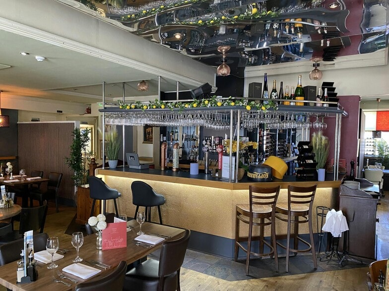 287 Lichfield Rd, Sutton Coldfield for sale - Building Photo - Image 2 of 14