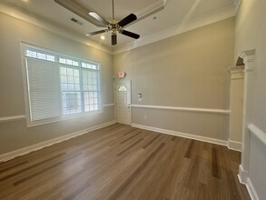 10425 Old Alabama Connector Rd, Alpharetta, GA for rent Interior Photo- Image 2 of 11