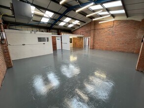 12-13 Commerce Way, Colchester to rent Interior Photo- Image 2 of 4