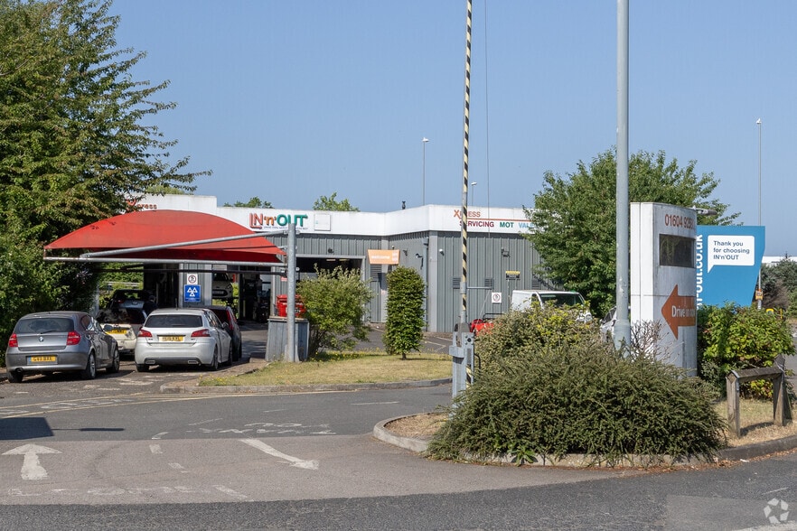 Towcester Rd, Northampton for sale - Building Photo - Image 2 of 5