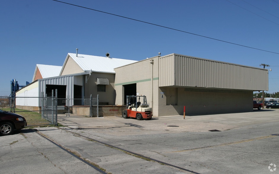 1604-1618 NW 5th St, Oklahoma City, OK for sale - Building Photo - Image 3 of 4