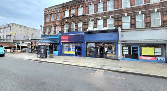 More details for 15 Uxbridge Rd, London - Retail to Rent
