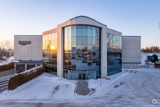 1665 Boul Lionel-Bertrand, Boisbriand, QC for sale Primary Photo- Image 1 of 1