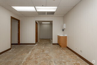 3633 W Lake Ave, Glenview, IL for rent Interior Photo- Image 1 of 3