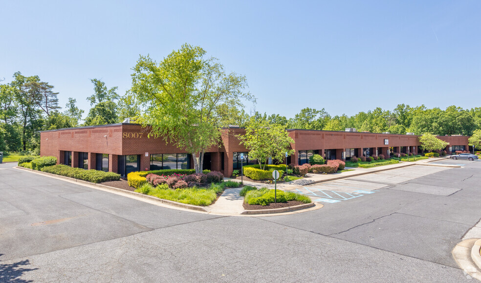 8007 Corporate Dr, Nottingham, MD for rent - Building Photo - Image 1 of 5