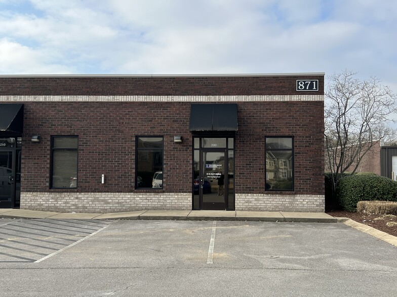 871 Seven Oaks Blvd, Smyrna, TN for sale - Building Photo - Image 1 of 1