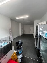 30 Frogmore St, Abergavenny to rent Interior Photo- Image 2 of 4