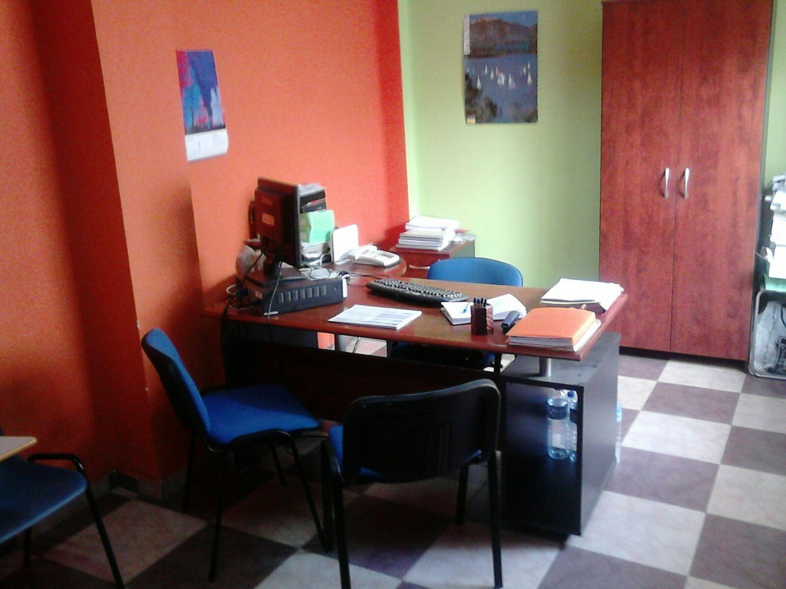 Office in Cáceres, Cáceres for sale Building Photo- Image 1 of 6