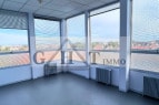 Office in Le Plessis-Belleville to rent - Interior Photo - Image 3 of 3