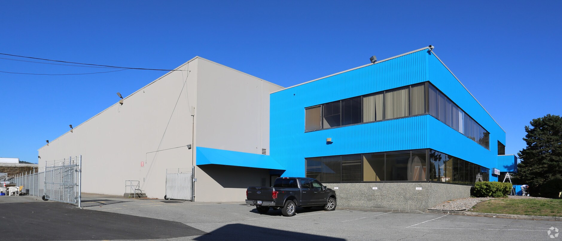 2401 United Blvd, Coquitlam V3K 5Z2 Industrial For Sale UK