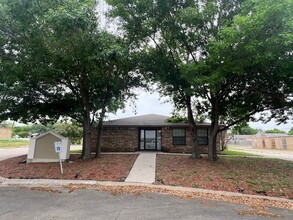 1002 Medical Dr, Killeen, TX for rent Building Photo- Image 1 of 15