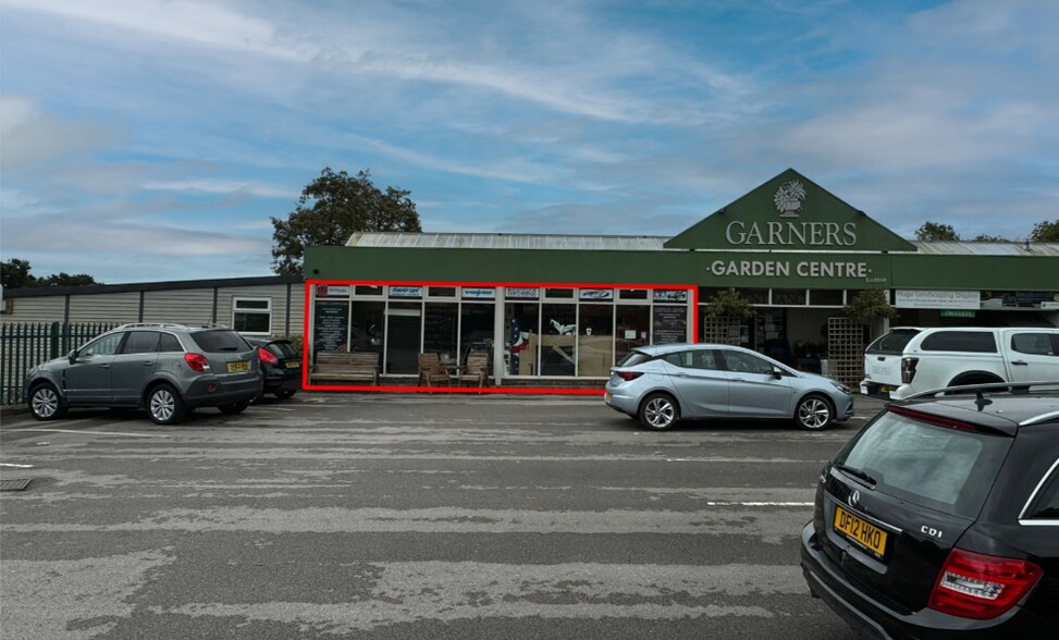 Cemetery Rd, Newcastle Under Lyme for sale - Primary Photo - Image 1 of 1