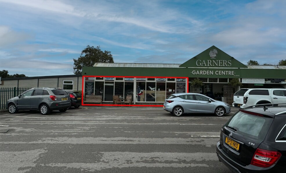 Cemetery Rd, Newcastle Under Lyme for sale Primary Photo- Image 1 of 1