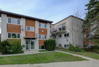 More details for 586 S Victoria St, Kitchener, ON - Residential for Sale