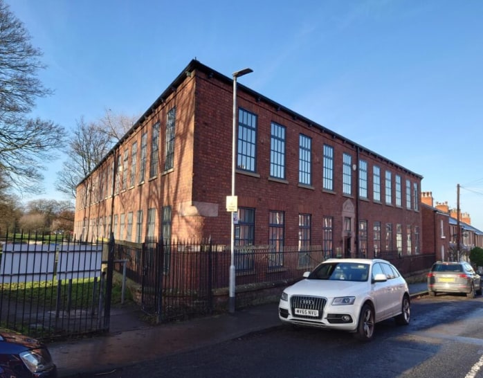 Hobson St, Macclesfield to rent Primary Photo- Image 1 of 2