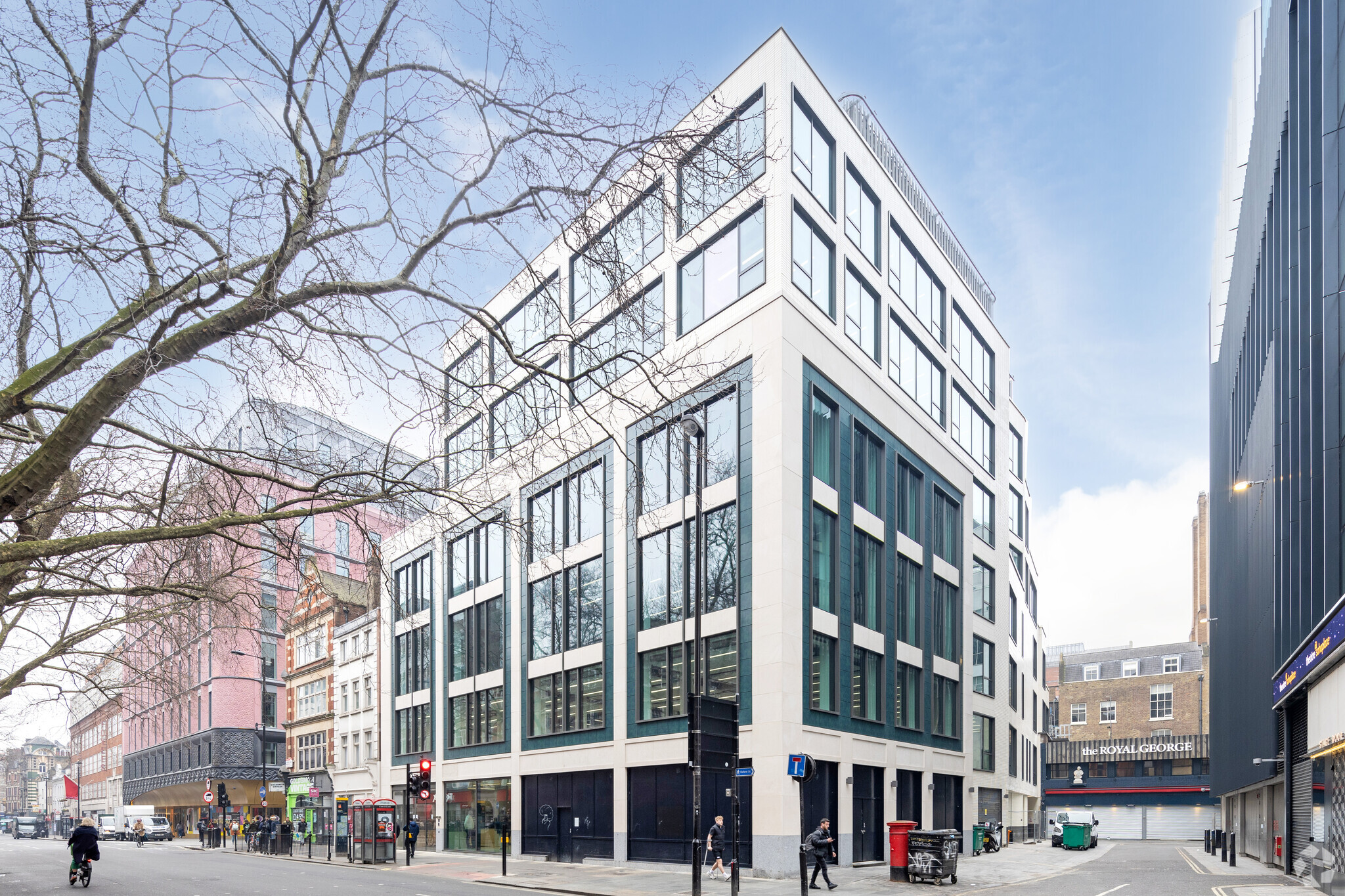 127-133 Charing Cross Rd, London to rent Building Photo- Image 1 of 2