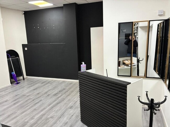 More details for 2-6 Jarvey St, Bathgate - Retail to Rent