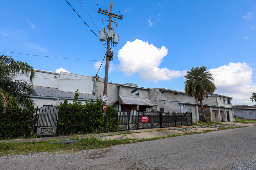 3871 Gentilly Blvd, New Orleans, LA for sale - Building Photo - Image 2 of 8