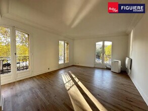 Office in Aix-en-Provence to rent Interior Photo- Image 1 of 7