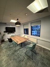 Lewins Mead, Bristol to rent Interior Photo- Image 1 of 4