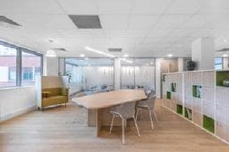 7 Rue Jeanne D'Arc, Rouen to rent - Interior Photo - Image 2 of 9