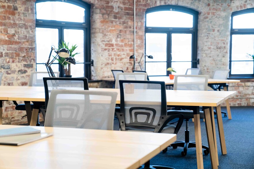 Tileyard N, Wakefield to rent - Interior Photo - Image 2 of 8