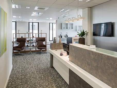 14 Avenue De L'Europe, Montévrain to rent - Lobby - Image 2 of 8
