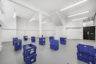 14 Ayres St, London to rent Interior Photo- Image 2 of 4