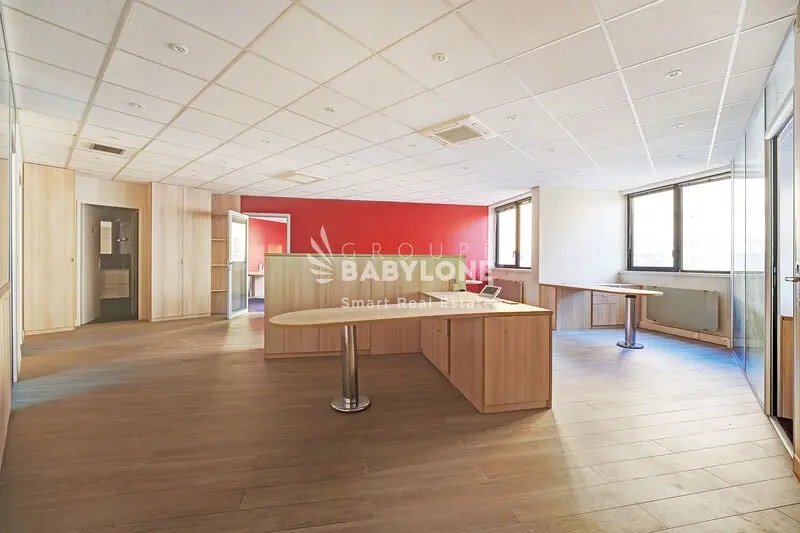 Office in Boulogne-Billancourt for sale Interior Photo- Image 1 of 14