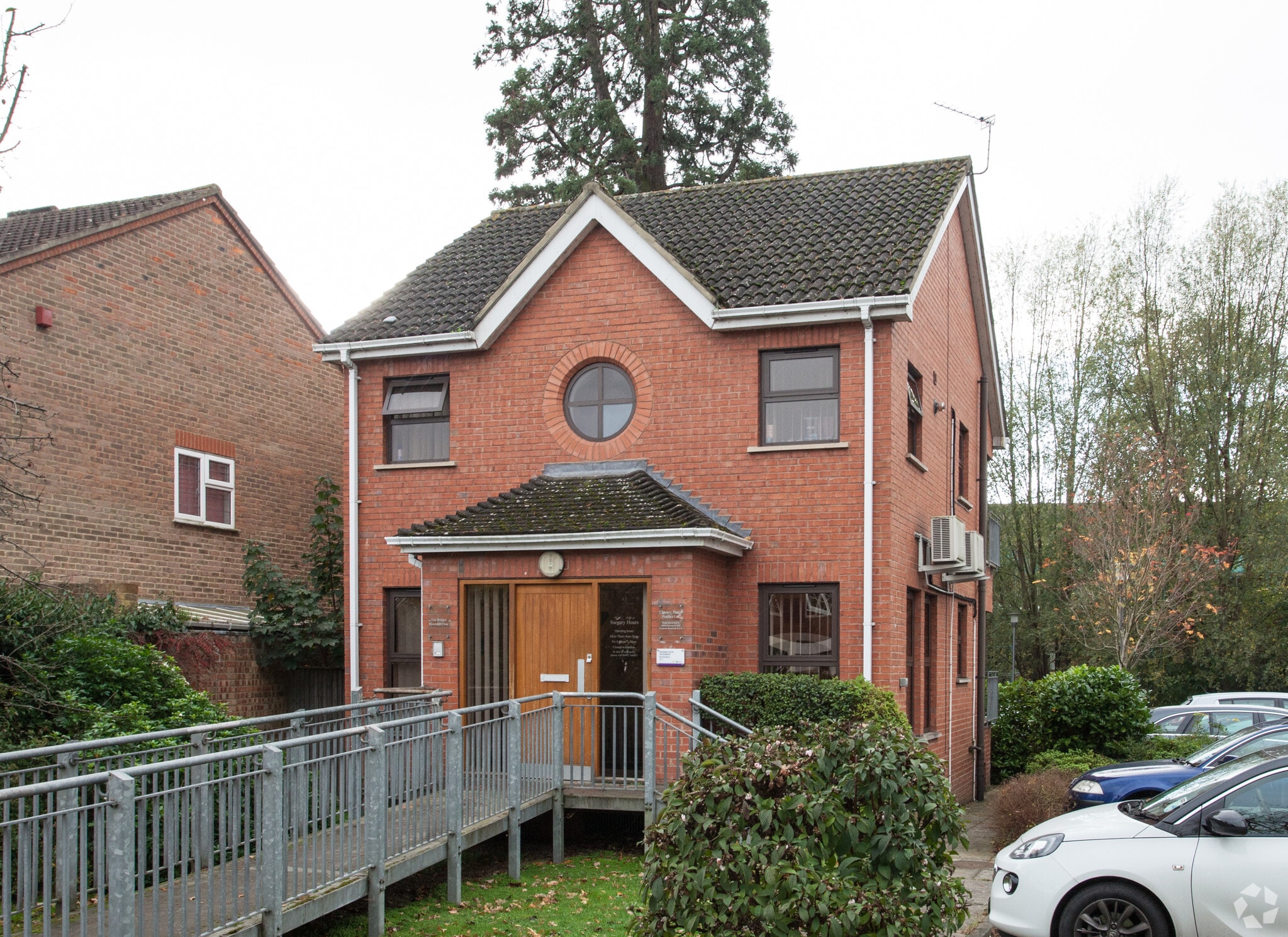 Guildford St, Chertsey for sale Primary Photo- Image 1 of 1