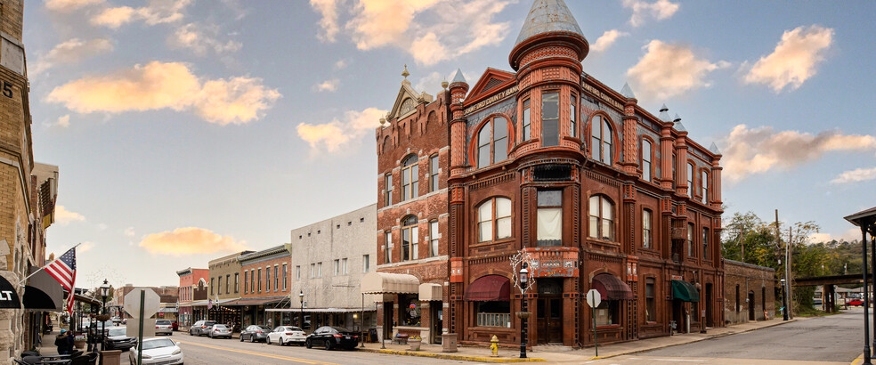 627 Main St, Van Buren, AR for sale - Building Photo - Image 1 of 2