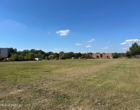 Lakeland Commons Drive, Flowood, MS for sale Primary Photo- Image 1 of 6