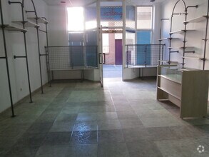 Retail in Ávila, Ávila to rent Interior Photo- Image 1 of 6