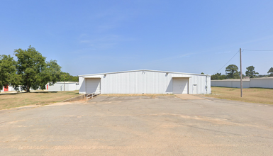 210 Patrick St, Mount Pleasant, TX for rent Building Photo- Image 1 of 7