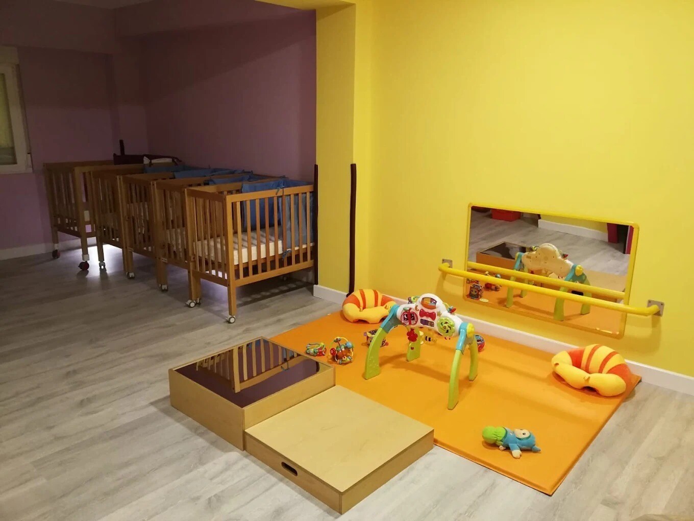 Retail in Madrid, Madrid to rent Interior Photo- Image 1 of 3